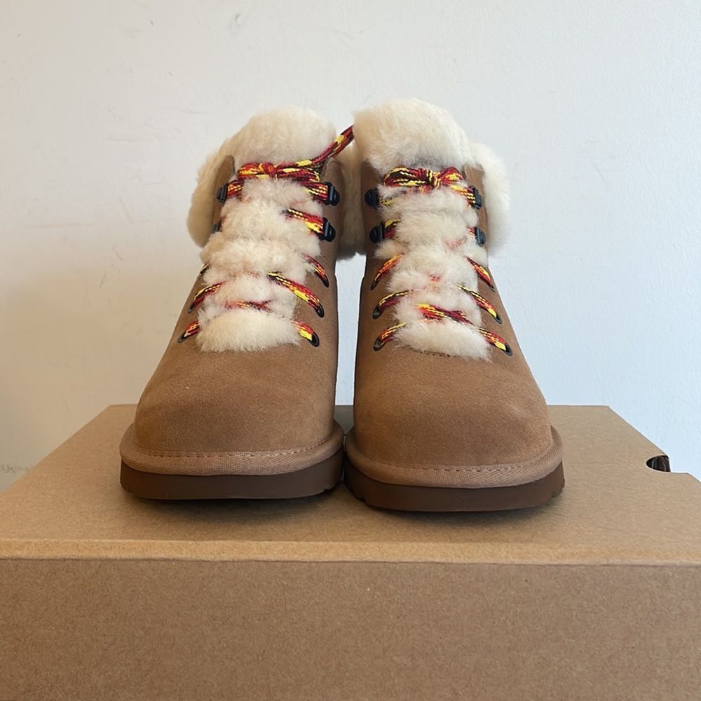 UGG Classic Mini Alpine Lace Boots Chestnut USA Women Size 7/UK 5/EU 38 - Picture 8 of 14